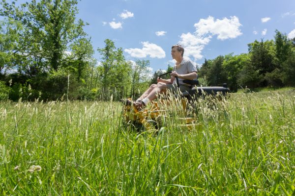 Cost of Tall Grass Mowing in Norwalk