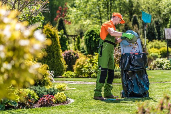 Cost of Lawn Cleaning Service in Norwalk